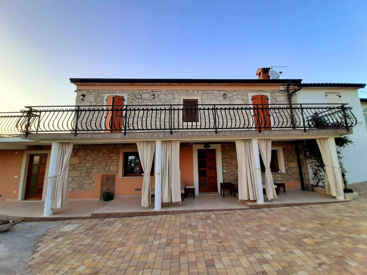 Villa Alma Kaštelir Extérieur photo