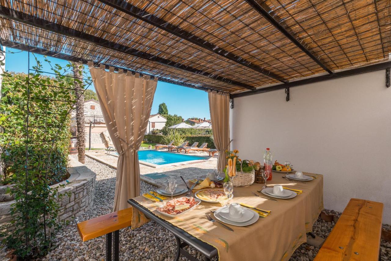 Villa Alma Kaštelir Extérieur photo