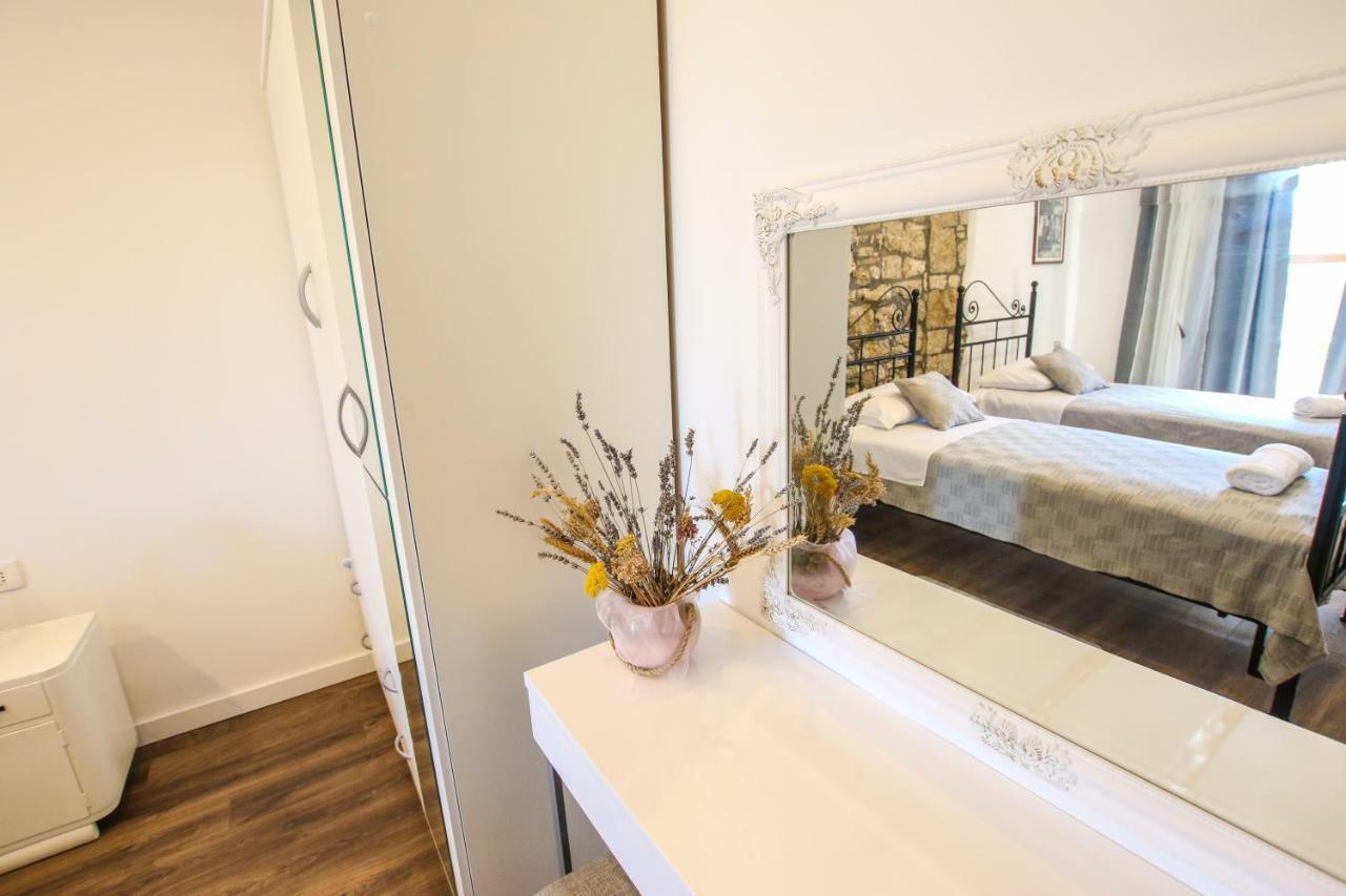 Villa Alma Kaštelir Extérieur photo